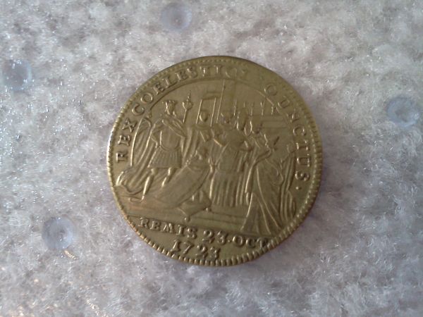 Unknown-Coin....1723?-|-French-Jeton
