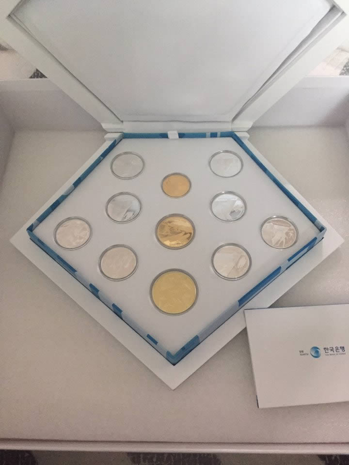 Olympic-Commemorative-Coins