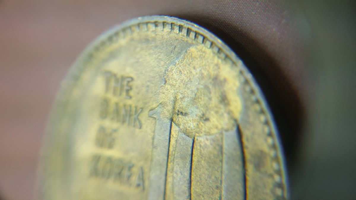 Mint-Error-Or-PMD-On-Bank-Of-Korea-1979-10-Won