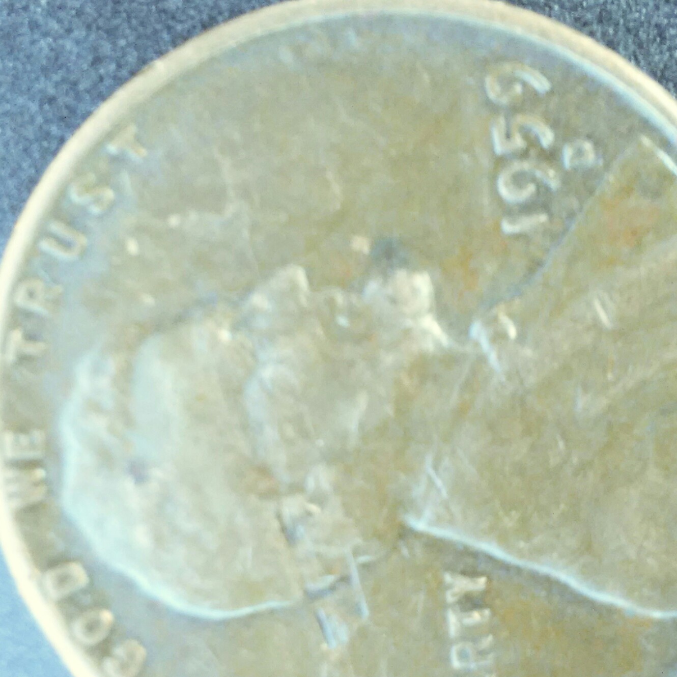 1959-Lincoln-Cent-With-Impression-Of-Part-Of-In-God-We-Trust