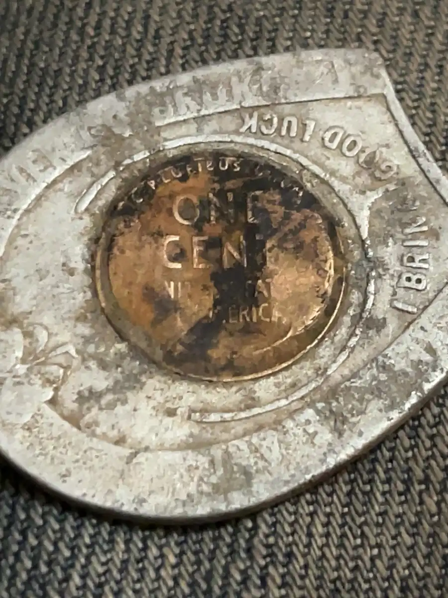 1930-Lincoln-Cent---Reverse-Is-Lower-In-Center-And-Higher-On-Sides?