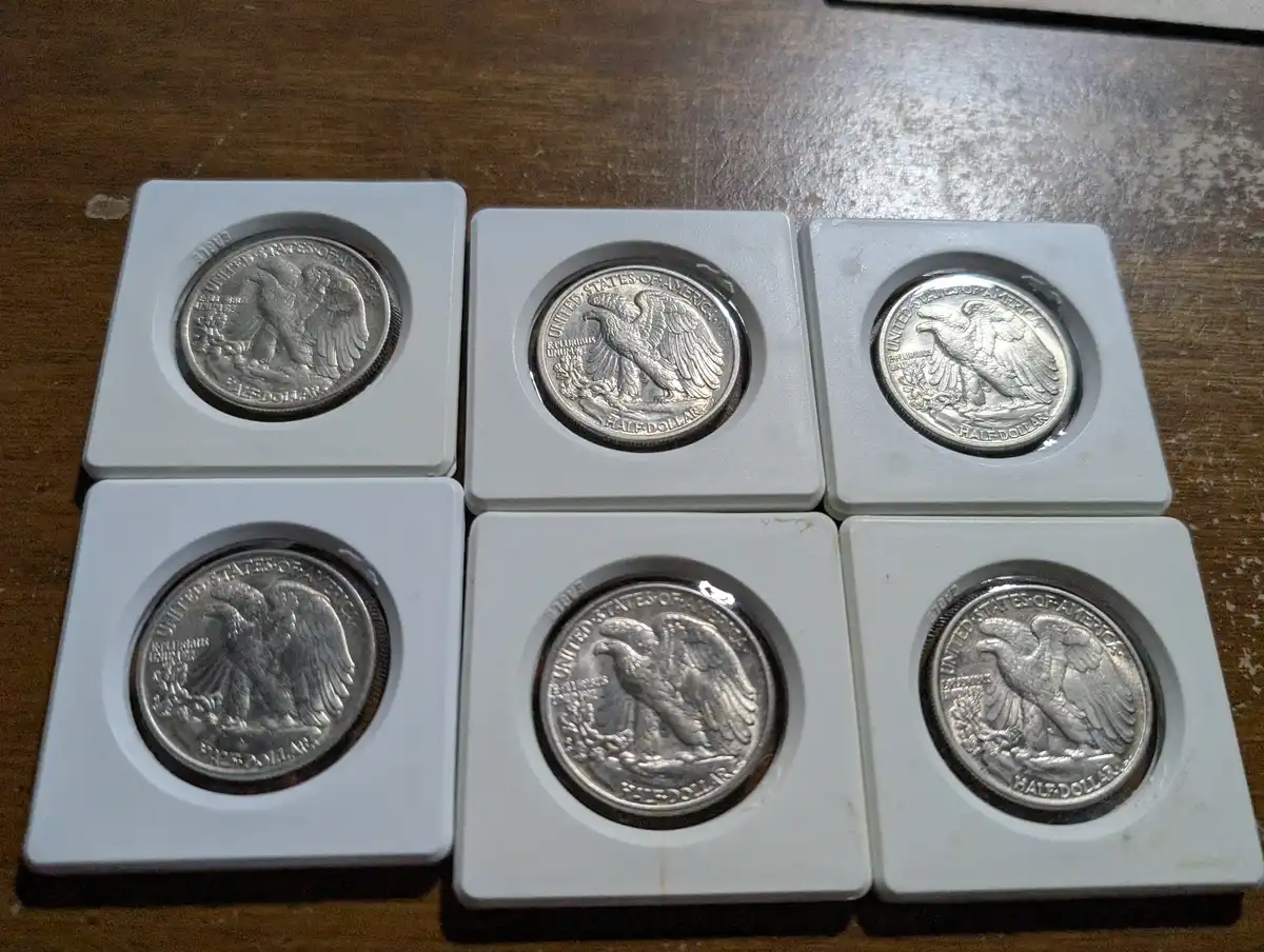 Are-These-Coins-Holders-PVC-Free?