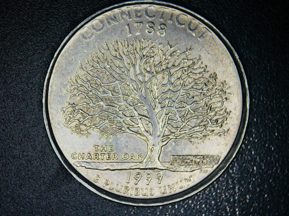 1999-State-Quarter-Connecticut.-I-Think-Rim-Is-PMD.-But-Love-To-Hear-The-Experts