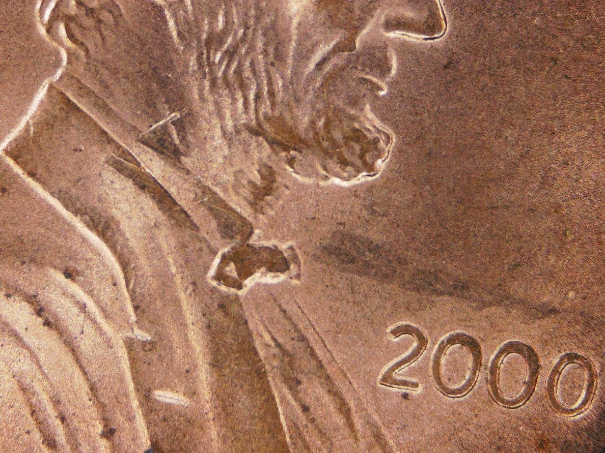 2000-Lincoln-Memorial-Penny.-PMD?-Or-Long-Bearded-Lincoln?