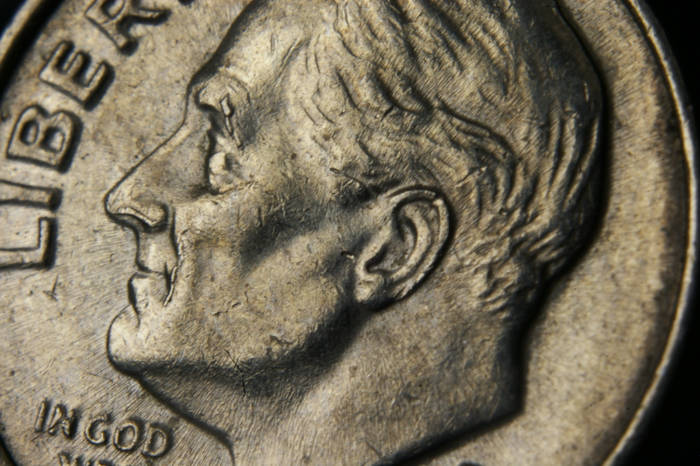2000-P-Dime-Are-A-Chips?