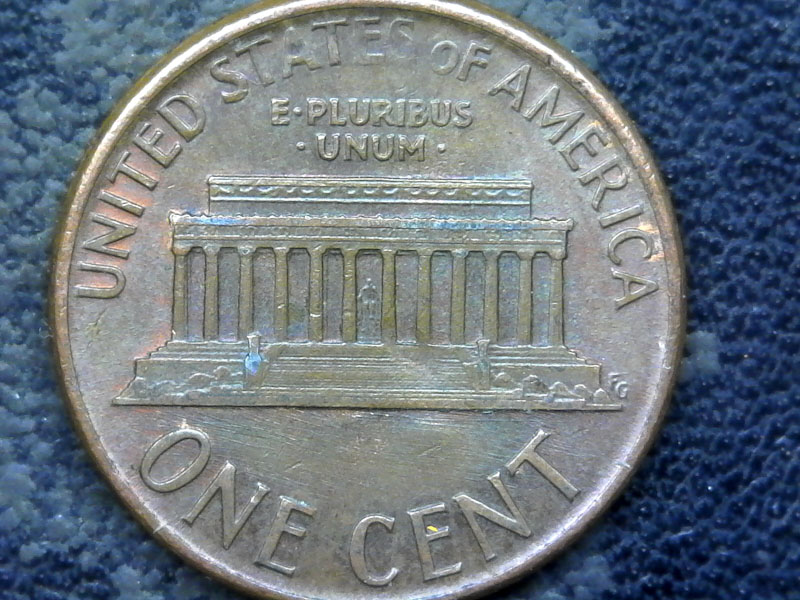 1988-Lincoln-Memorial-Cent-Is-Lamination-Error-Over-The-Eye?-Or-Is-Damage?