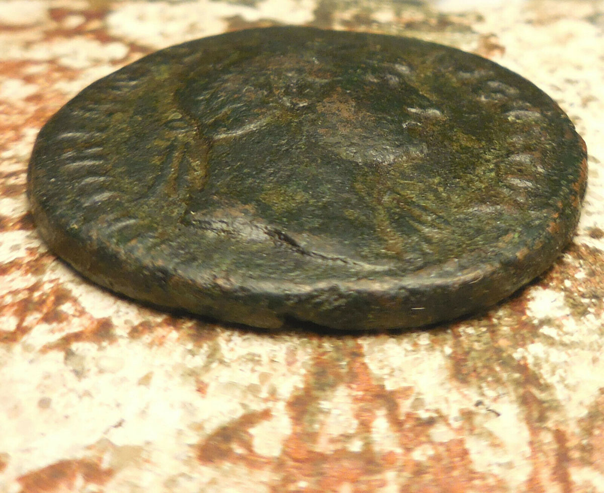 Ok,-This-Hadrian-As-With-Janus-Looking-In-3-Directions,-One-Head-Is-A-Bull?