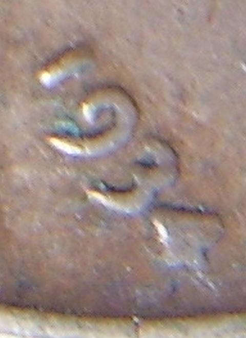 1934-Penny-...just-A-Lot-Of--Worm-Out-Or-Can-Be-Anything-Else-?...