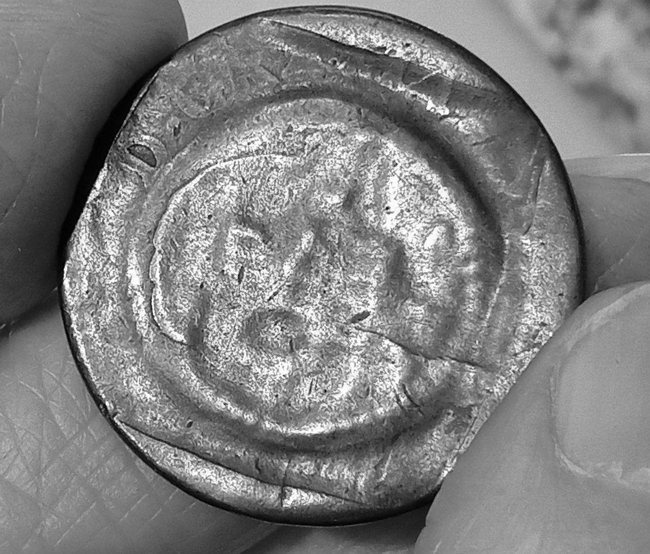 No-Idea-What-Is-This.-A-Coin?-A-Token?-A-Medal?