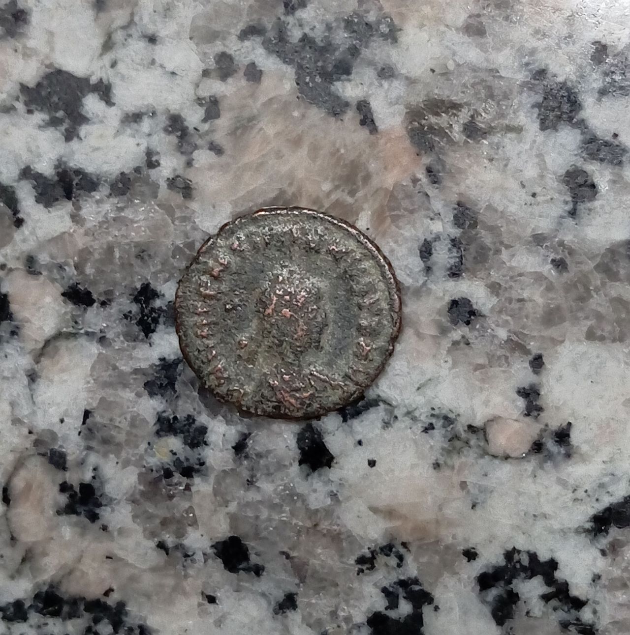 Could-Somebody-Help-Me-To-ID-Who-Is-The-Emperor-In-This-Roman--Salvus-Republica--?