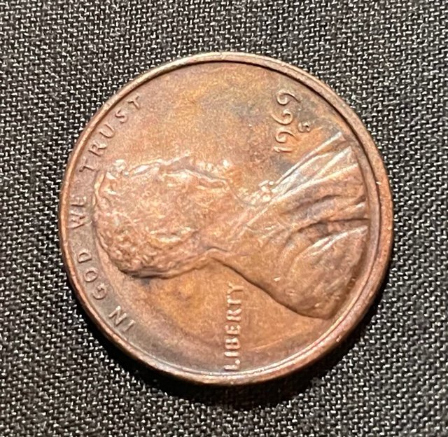 Need-Help-On-A-1969-S-Mint--Lincoln-Penny-Error