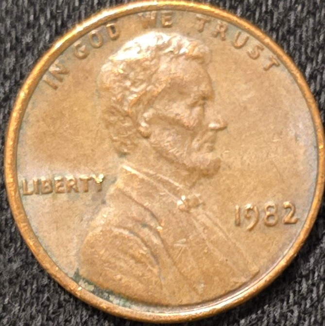 5-1982-Lincoln-Memorial-Pennies,--Help-A-Newbie-Out