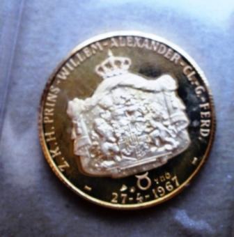 Help-Identifying-A-Dutch-Royal-Birth-Medal