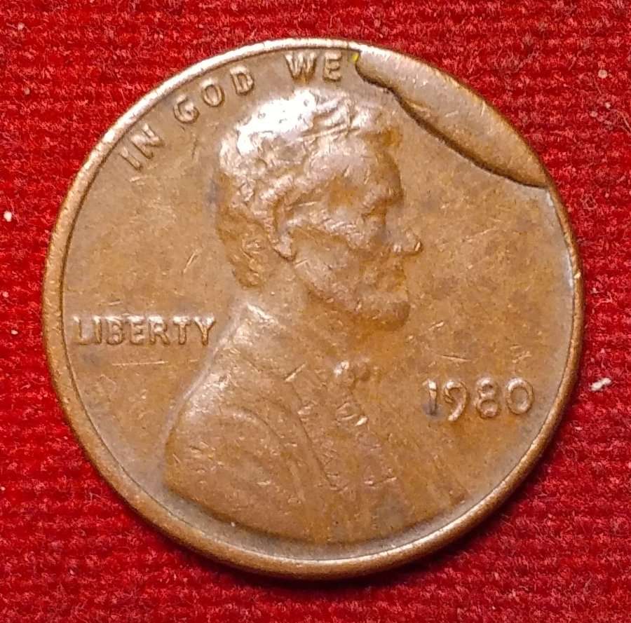 1980-Lincoln-Memorial-Cent-With-Obverse-Cud-And-Treasury-Medal