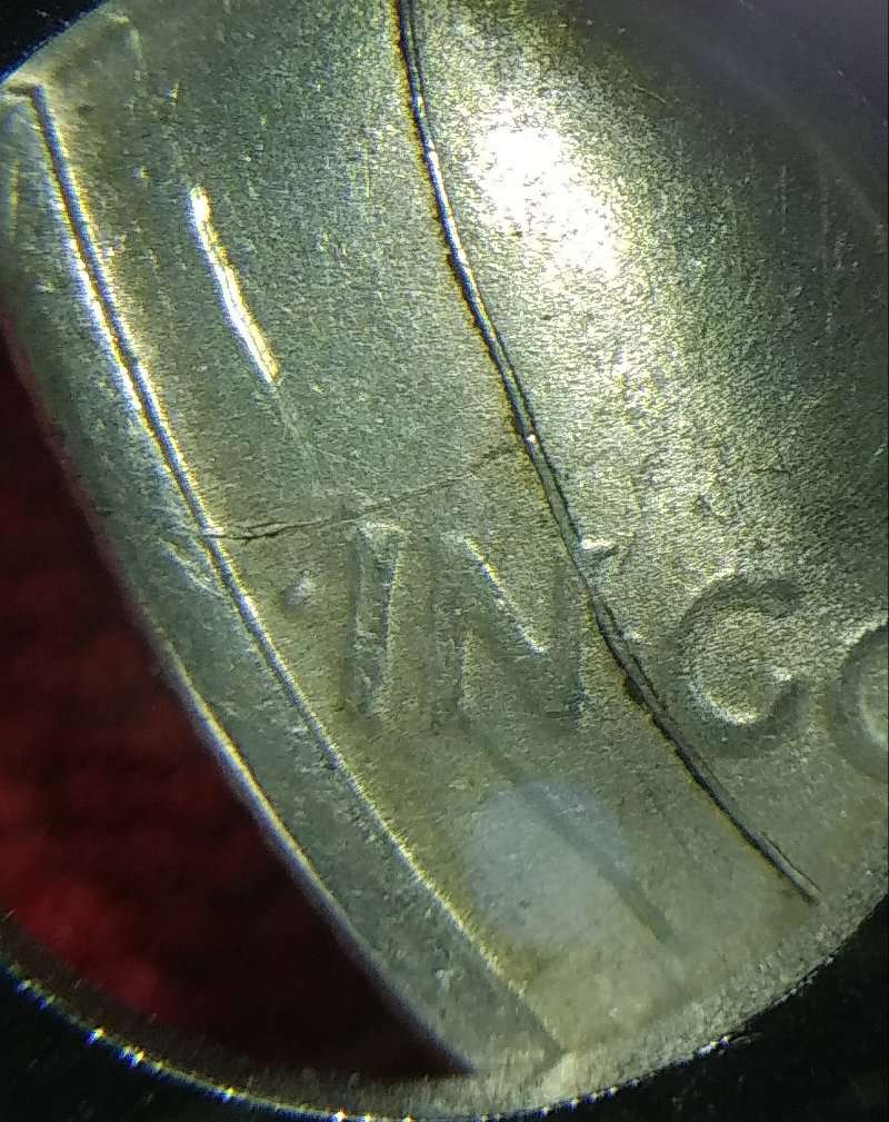 1922-D-Peace-Dollar-Interior-Die-Crack
