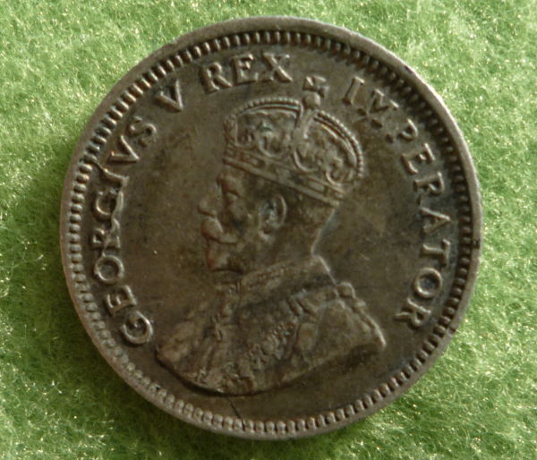 1927-South-Africa-Sixpence-Lettering-Fault?