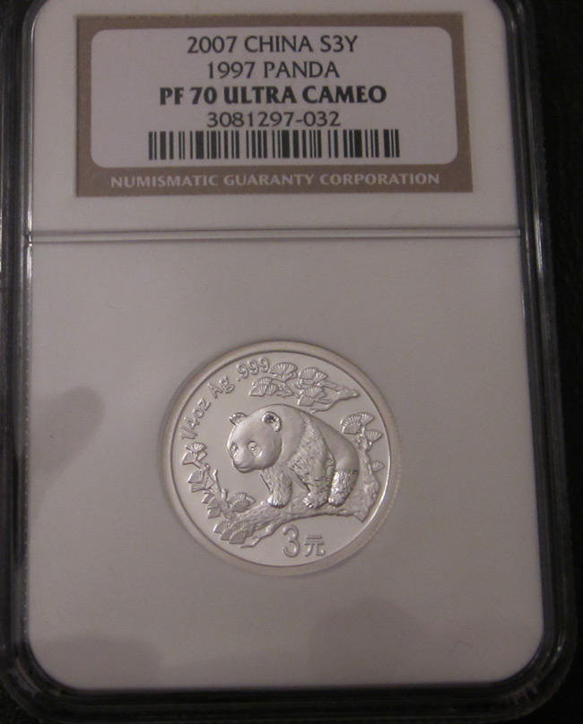 Latest-Silver-And-Gold-Panda