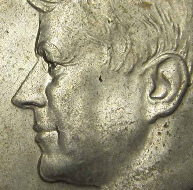 1972-D-Kennedy-Half,-Hot-Lips,-Double-Chin
