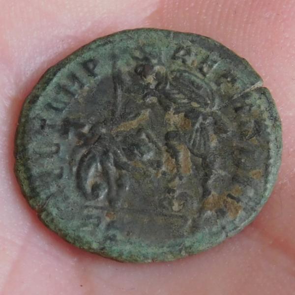 New-Member,-Very-Warm-Greeting-From-Croatia!-Constantius-II.-Coin-Question