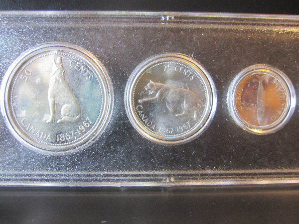 1966-Voyageur-Dollar-In-A-1967-Proof-Set
