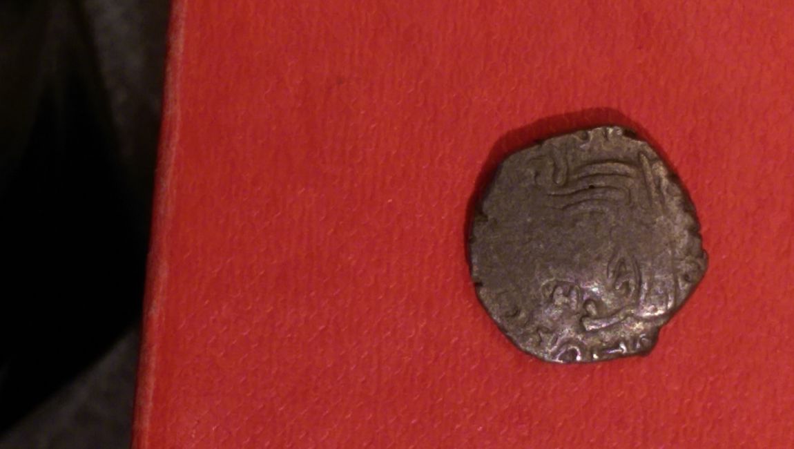 No-Clue-What-This-Is-2-Coins