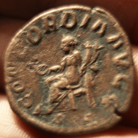 Women-On-Sesterctius