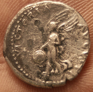 Vitellius-Denarii