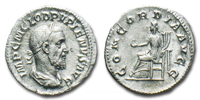 Pupienus-Denarius