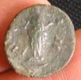 Help--With-This-Coin....possible-Fake?