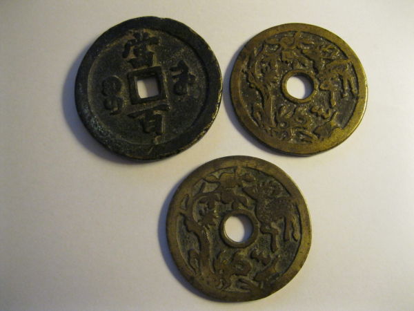 Identification-Help.-Chinese-Amulet-Or-Fantasy-Coins