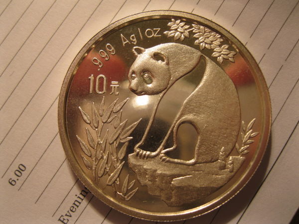 1993-Silver-Panda-Large-Or-Small-Date?