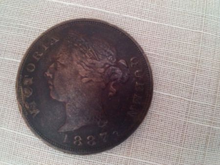 Victoria-One-Piastre-1887-Cupped-Coin