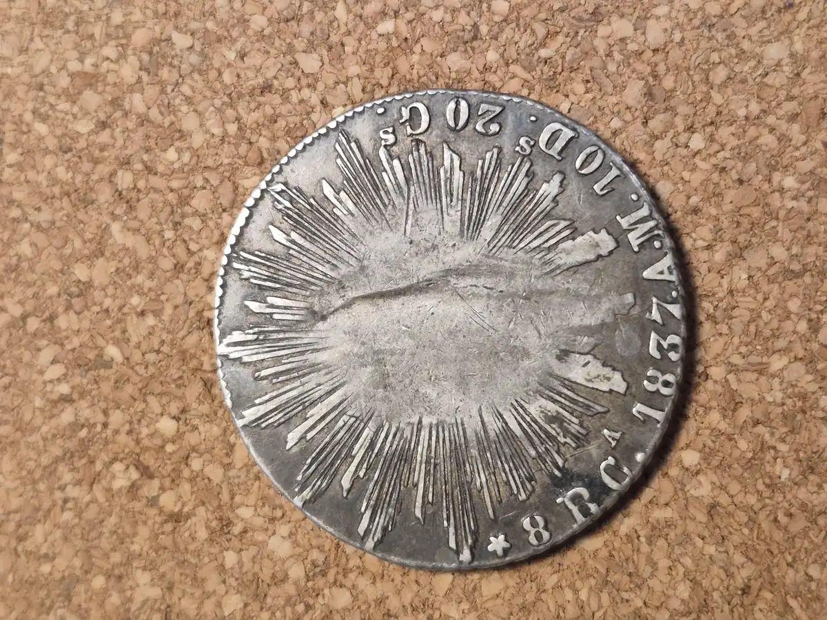 Mexico-1837-8-Reales-Planchet-Adjustments-Or-PMD?