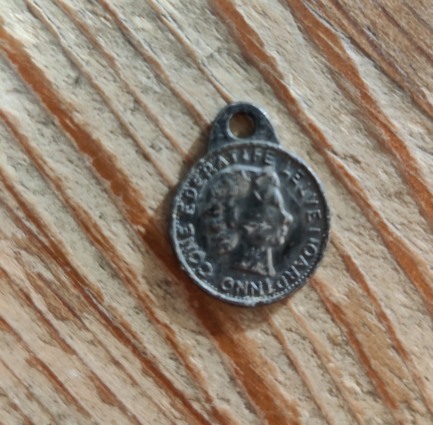 Please-Help-With-Identification-Id:-Modern-Jewelry-Imitation-Of-Dutch-Coin