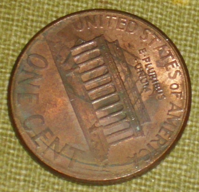 2000-D-Doubled-Full-Memorial-At-Angle