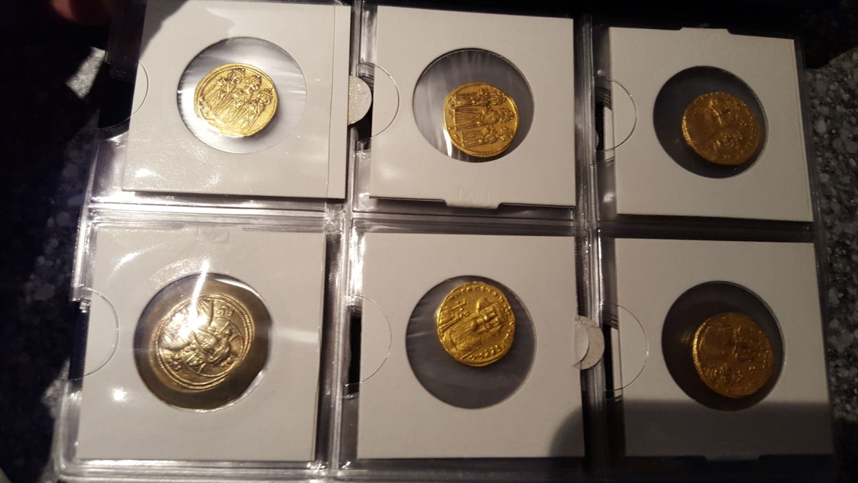 Want-To-Add-A-New-Member-To-Roman-Gold-Coin-Collection....