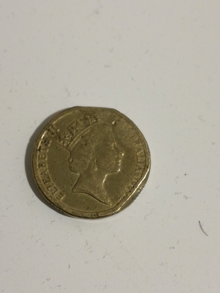 Question-On-This-Australia-1997-$2-Coin---What-Caused-The-Deformation-?