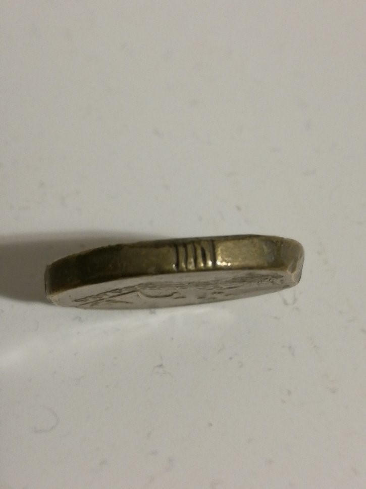 Question-On-This-Australia-1997-$2-Coin---What-Caused-The-Deformation-?