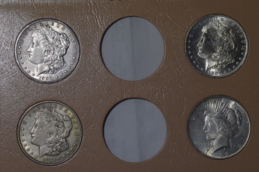 Starting-A-Set-Of-Silver-Dollars