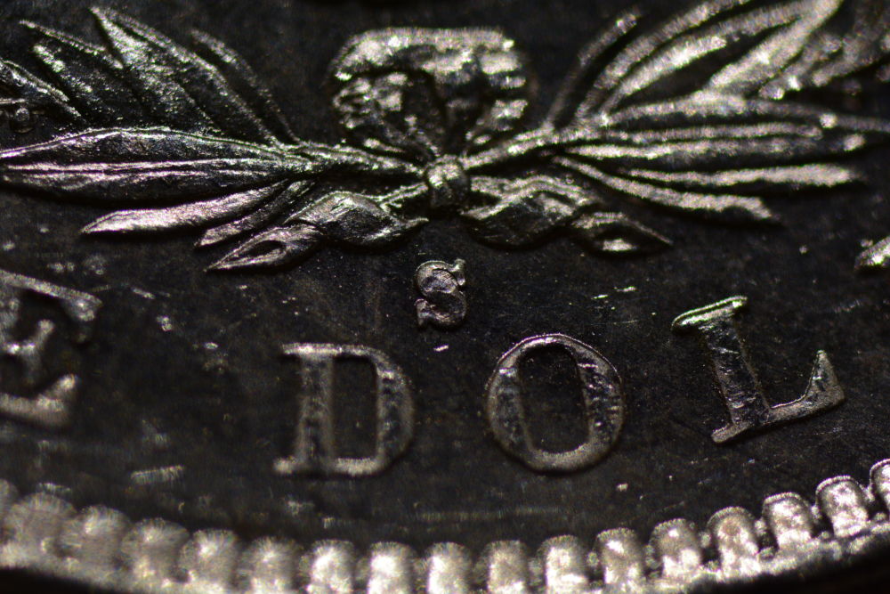 1881-S-Morgan-With-Die-Chips-In-8...-Need-Help-VAMming