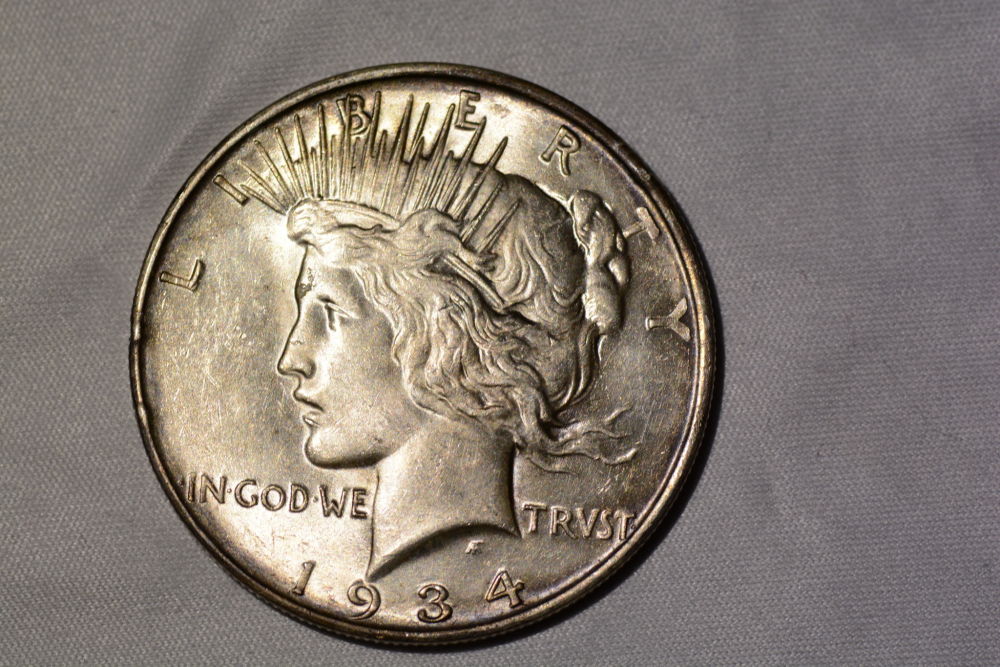 Starting-A-Set-Of-Silver-Dollars