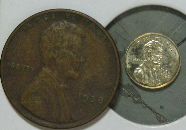 Micro-Mini-Lincoln-Penny-14k-Staggering-0.4-Gram