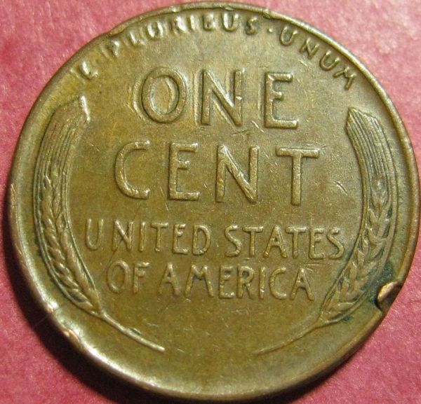 What-Is-Going-On-With-This-Die?-1948-LWC