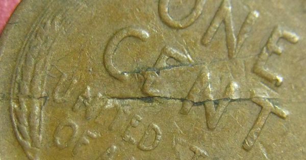 Very-Cool-LWC-Lamination-=-Forked-Tongue-1947-S