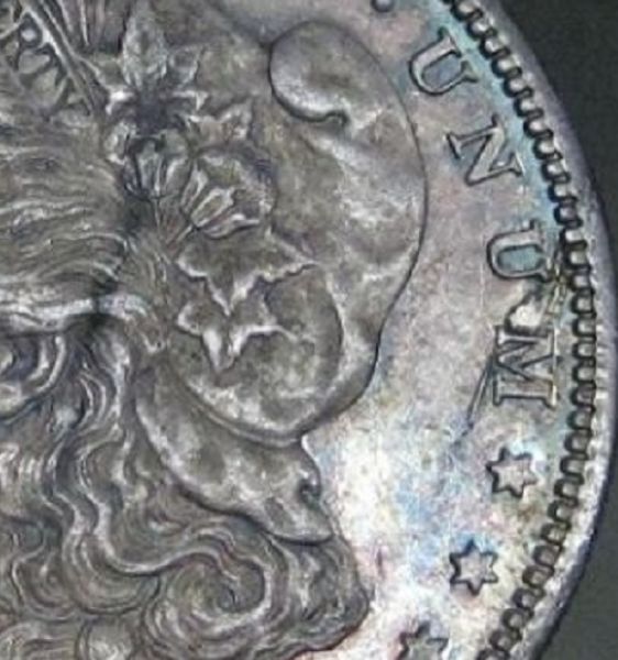 1880-S-Morgan-Die-Break-?-With-Streaking-?--What-Gives?