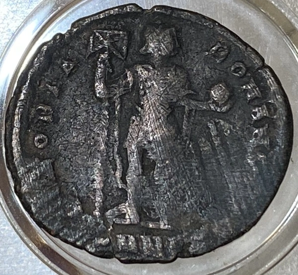 Please-Help-ID-This-Coin-Id:-Honorius/Gloria-Romanarum