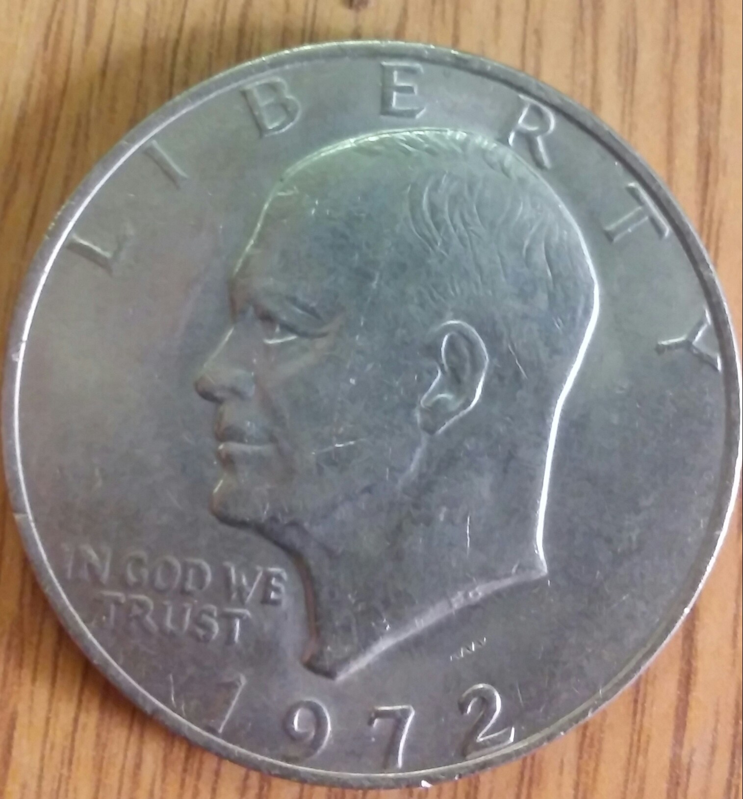 1972-Eisenhower-Dollar-Extra-Markings?