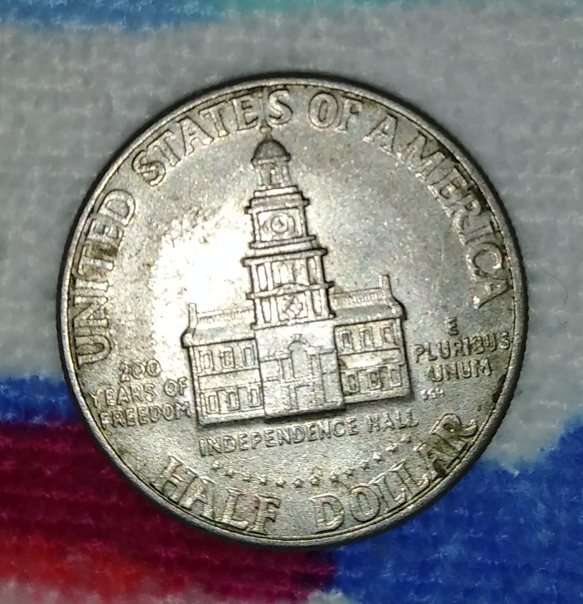 Bicentennial-Kennedy-Half-Dollar-Coin...-Is-It-Valuable?