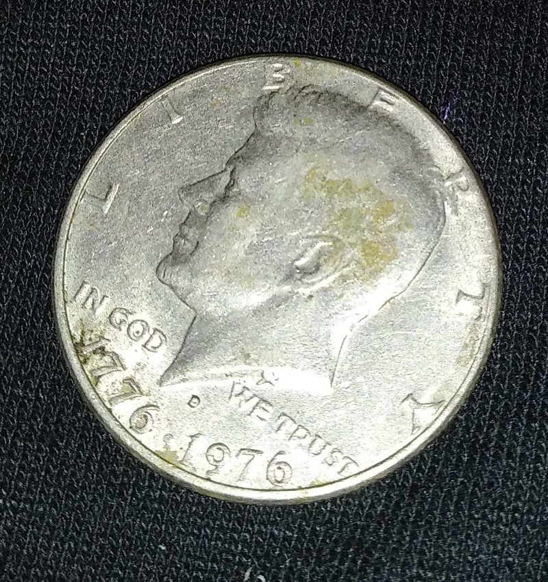 Slight-Doubled-Die-On-Bicentennial-Kennedy-Half-Dollar-Obverse