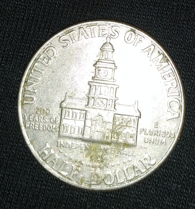 Slight-Doubled-Die-On-Bicentennial-Kennedy-Half-Dollar-Obverse